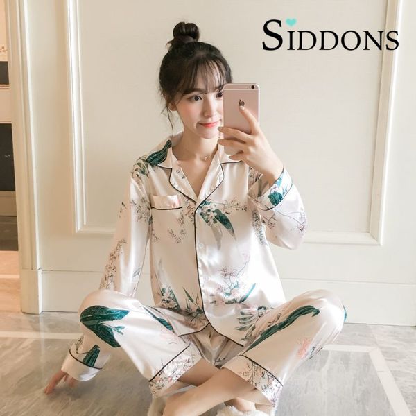 women's sleepwear siddons autumn winter girls pijama mujer comfortable women pajamas long sleeve kimono home wear serve lovely eye set, Black;red
women's sleepwear siddons autumn winter girls pijama mujer comfortable women pajamas long sleeve kimono home wear serve lovely eye set, Black;red