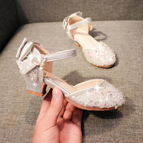 children princess shoes for girls sandals high heel dance shoes glitter shiny rhinestone enfants fille female party dress, Black;red
children princess shoes for girls sandals high heel dance shoes glitter shiny rhinestone enfants fille female party dress, Black;red