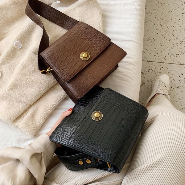 stroe pattern трапеция crossbody сумки для женщин аллигатор сумка повседневная твердые женщины сумка pu кожа леди сумка
stroe pattern трапеция crossbody сумки для женщин аллигатор сумка повседневная твердые женщины сумка pu кожа леди сумка