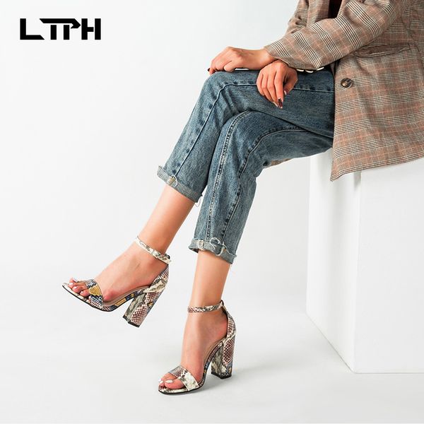 lpth sandals2020summer new snakeskin pattern fashion one-line buckle open-toe round-toe high-heeled shoes increased sandals, Black
lpth sandals2020summer new snakeskin pattern fashion one-line buckle open-toe round-toe high-heeled shoes increased sandals, Black