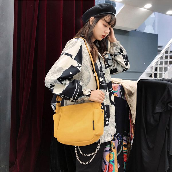 2020 new solid color canvas messenger handbags tide cool wind one shoulder fashion bag
2020 new solid color canvas messenger handbags tide cool wind one shoulder fashion bag