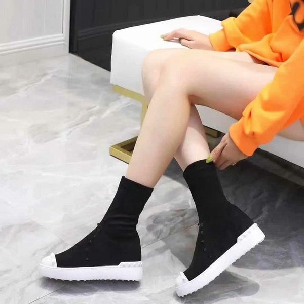 международный дизайнер моды черные коричневые заклепки случайные студент плоских ботинки верхнего качество путешествие туры группы женщины s
международный дизайнер моды черные коричневые заклепки случайные студент плоских ботинки верхнего качество путешествие туры группы женщины s