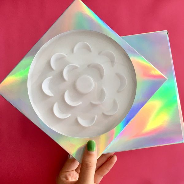custom eyelashes packaging holographic box fit 7 pairs/set empty eye lash cases price fdshine
custom eyelashes packaging holographic box fit 7 pairs/set empty eye lash cases price fdshine