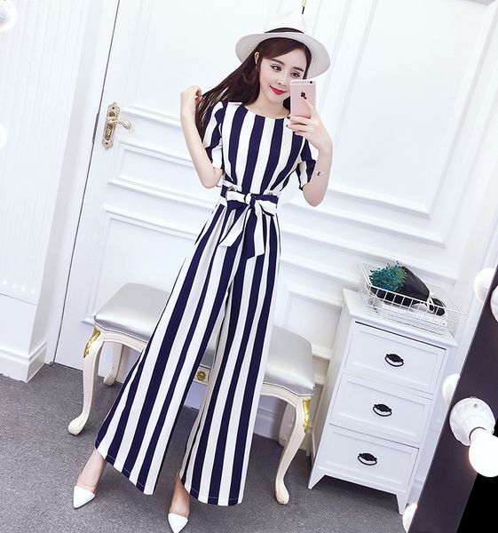 2019 summer new design women vertical stripes print loose casual wide-legged jumpsuits woman jumper vestido long trousers s l, Black;white
2019 summer new design women vertical stripes print loose casual wide-legged jumpsuits woman jumper vestido long trousers s l, Black;white