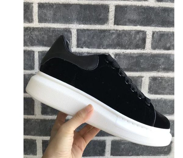 2020 new velvet luxury chaussures de marque pour homes men women white platform designers sneakers fitness casual training shoes
2020 new velvet luxury chaussures de marque pour homes men women white platform designers sneakers fitness casual training shoes