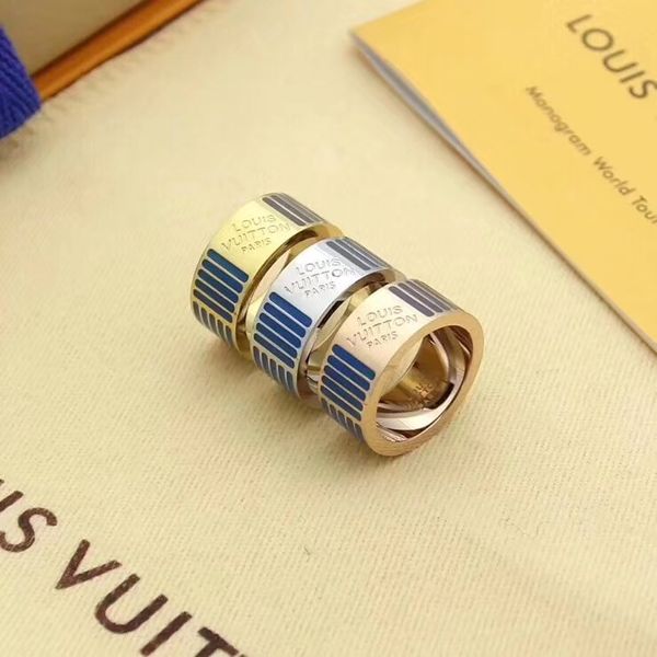Новый 2019 дизайнер Мужские кольца Луи кольцо личности Vintage Car Tire l v ring Роскошные Жен
Новый 2019 дизайнер Мужские кольца Луи кольцо личности Vintage Car Tire l v ring Роскошные Жен