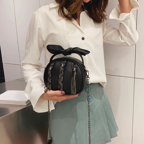 летняя мода 2019 повседневных женщины лук zipper bag кисточка ретро messenger плечо кожа crossbody малый квадрат wild сумка
летняя мода 2019 повседневных женщины лук zipper bag кисточка ретро messenger плечо кожа crossbody малый квадрат wild сумка