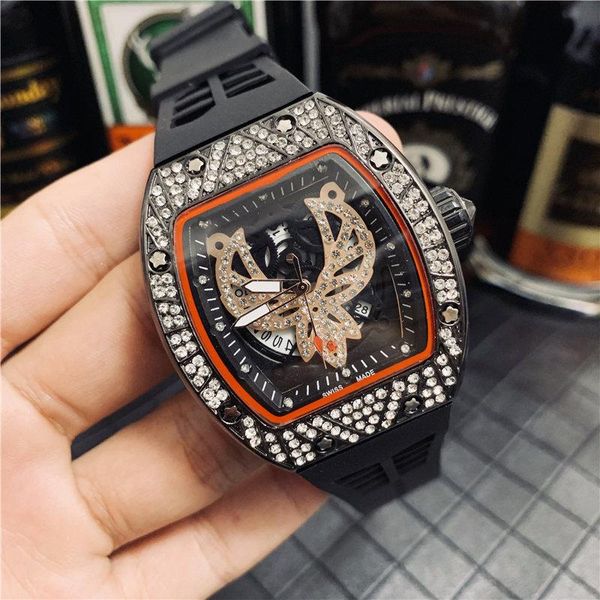 famous designer fashion men/women luxury watch casual rubber strap new luxury quartz movement watch square, Slivery;brown
famous designer fashion men/women luxury watch casual rubber strap new luxury quartz movement watch square, Slivery;brown