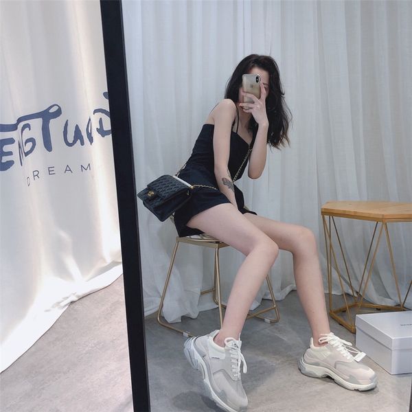 2019ss personality fashion famous luxury designer sneakers lace-up shoes with real leather leisure shoes size 35-45, Red;white
2019ss personality fashion famous luxury designer sneakers lace-up shoes with real leather leisure shoes size 35-45, Red;white