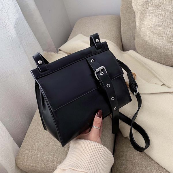 european fashion casual square bag 2020 new pu leather women's designer handbag simple shoulder messenger bags
european fashion casual square bag 2020 new pu leather women's designer handbag simple shoulder messenger bags