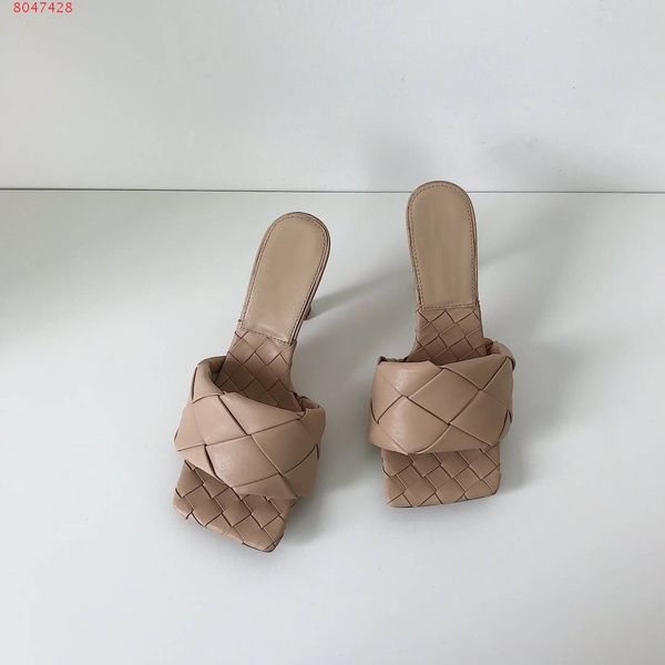 bottegas 2020 latest real leather slippers women shoes square sole mules open-toed woven high heel slipper soft nappa lido sandals 9cm heel, Black
bottegas 2020 latest real leather slippers women shoes square sole mules open-toed woven high heel slipper soft nappa lido sandals 9cm heel, Black