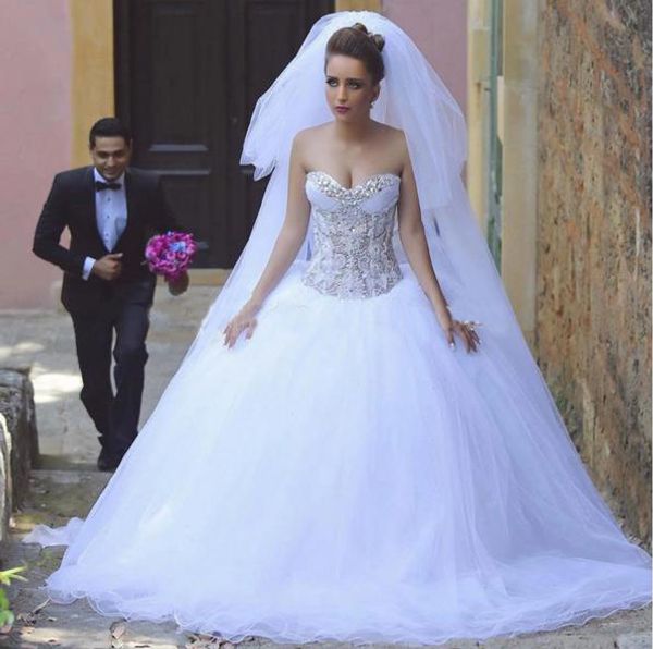 elegant puff luxury ball gown low back wedding dress costume french hand beading low price wedding dresses, White
elegant puff luxury ball gown low back wedding dress costume french hand beading low price wedding dresses, White