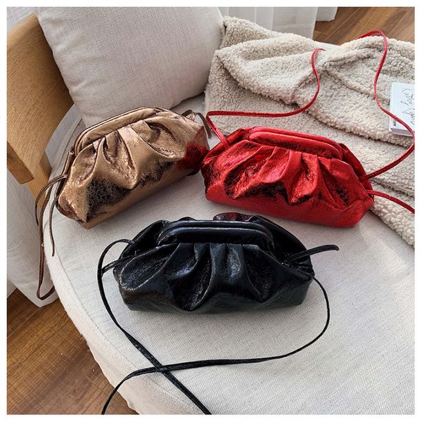 облако обернутый мягкая кожа pu одно плечо slant crossbody сумка сумки день муфты сумки сумка
облако обернутый мягкая кожа pu одно плечо slant crossbody сумка сумки день муфты сумки сумка
