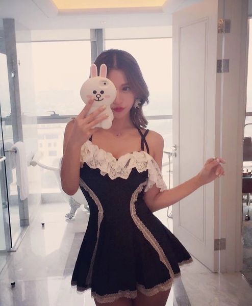 2020 new black swimsuit women's one-piece skirt lace slim belly small dress dress swimsuit jumpsuit skirt chest gathered conservative, White;black
2020 new black swimsuit women's one-piece skirt lace slim belly small dress dress swimsuit jumpsuit skirt chest gathered conservative, White;black