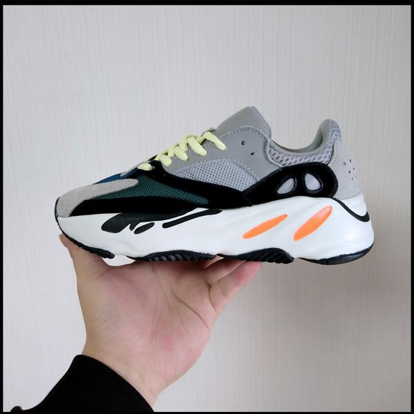 новый канье уэст 700 обувь дизайнер кроссовки отражающей истинную форму гиперпространство глины статические тренажеры на открытом воздухе об
новый канье уэст 700 обувь дизайнер кроссовки отражающей истинную форму гиперпространство глины статические тренажеры на открытом воздухе об