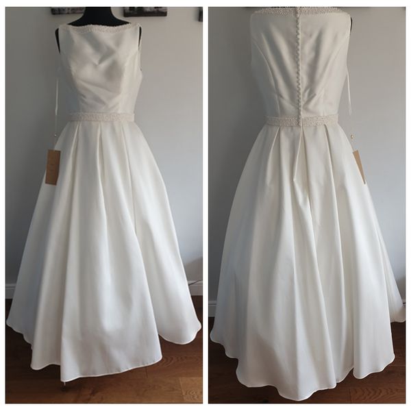 2020 белое атласное свадебное платье brautkleid a-line длина по щиколотку дешевые свадебные платья жемчуг бисероплетение vestidos novia bate, White
2020 белое атласное свадебное платье brautkleid a-line длина по щиколотку дешевые свадебные платья жемчуг бисероплетение vestidos novia bate, White