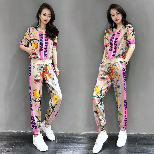 new 2019 summer short-sleeved floral sports suit for women's fashion and western casual two-piece european fashion apricot size s-xxl, White
new 2019 summer short-sleeved floral sports suit for women's fashion and western casual two-piece european fashion apricot size s-xxl, White