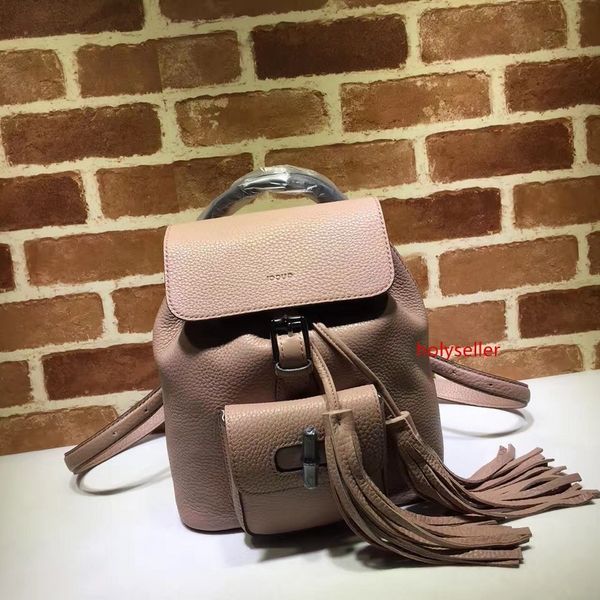2020 brand design letter buckle embossing backpack woman fashion tassel bag genuine leather 387149 travel bag
2020 brand design letter buckle embossing backpack woman fashion tassel bag genuine leather 387149 travel bag