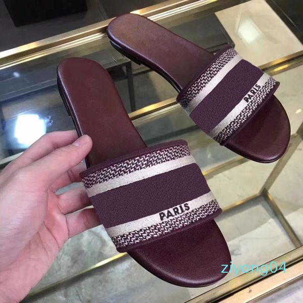 luxury designer leather blue red stripes sandals denim ladies summer flat slipper outdoor beach woman flip flops rainbow letters slipper z04, Black
luxury designer leather blue red stripes sandals denim ladies summer flat slipper outdoor beach woman flip flops rainbow letters slipper z04, Black