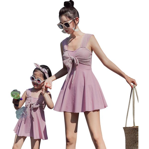 one-piece swimsuits swimwear 2019 bathing suit swimming for women swimsuit one piece may female beach new parent child of vest, White;black
one-piece swimsuits swimwear 2019 bathing suit swimming for women swimsuit one piece may female beach new parent child of vest, White;black