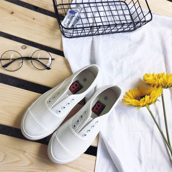 0808 cqc99 popular womens fashion comfortable shoes style ladies flat shoes soft soles shoes with box, Red;white
0808 cqc99 popular womens fashion comfortable shoes style ladies flat shoes soft soles shoes with box, Red;white