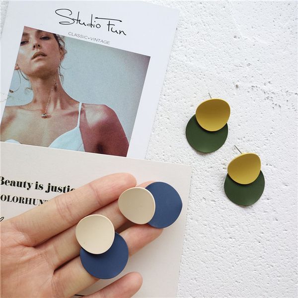 2019 new trend fashion frosted geometric round color stitching stud earrings korean temperament simple earrings jewelry birthday present, Golden;silver
2019 new trend fashion frosted geometric round color stitching stud earrings korean temperament simple earrings jewelry birthday present, Golden;silver