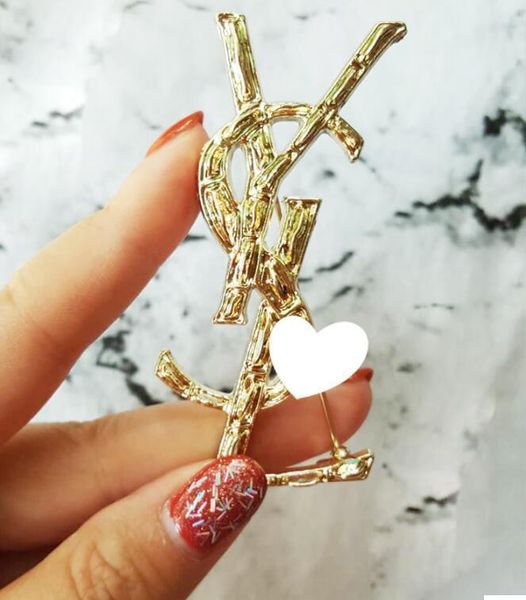 big fashion high-grade shawl buckle simple brooch jacket west assembly decoration pin buckle collar clip, Gray
big fashion high-grade shawl buckle simple brooch jacket west assembly decoration pin buckle collar clip, Gray