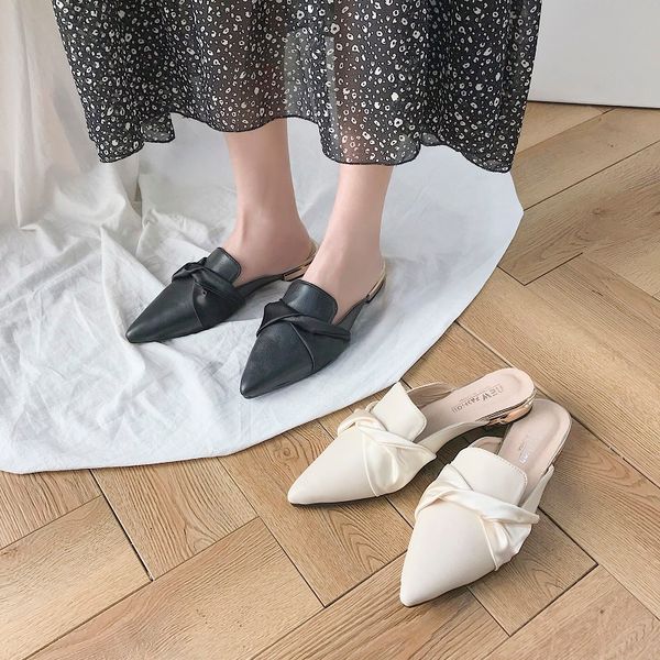 butterfly-knot low shoes woman 2020 female mule slippers flat luxury slides cover toe slipers women mules designer summer new, Black
butterfly-knot low shoes woman 2020 female mule slippers flat luxury slides cover toe slipers women mules designer summer new, Black