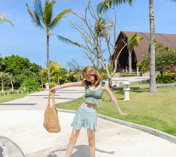 split-style belly-slimming conservative skirt-style ladies swimwear size m l xl 2xl with chest pad without steel support
split-style belly-slimming conservative skirt-style ladies swimwear size m l xl 2xl with chest pad without steel support