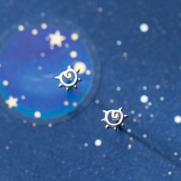 100% 925 sterling silver women jewelry simple fashion star small stud earrings temperament gift for teens girls
100% 925 sterling silver women jewelry simple fashion star small stud earrings temperament gift for teens girls