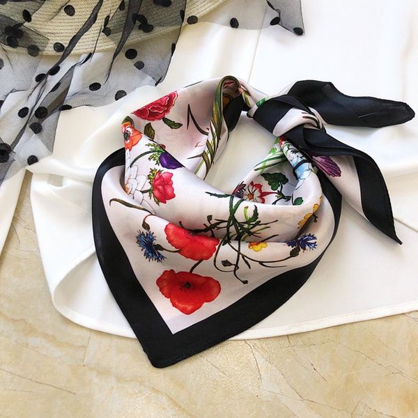 100% spring and summer wild lady printed silk mulberry silk plain crepe scarf 50 * 50com with various small animals literary sm, Blue;gray
100% spring and summer wild lady printed silk mulberry silk plain crepe scarf 50 * 50com with various small animals literary sm, Blue;gray