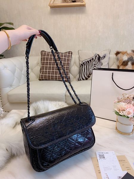 design dandbag brand fashion designer crossbody messenger shoulder chain bags oil wax leather purses dust bag
design dandbag brand fashion designer crossbody messenger shoulder chain bags oil wax leather purses dust bag