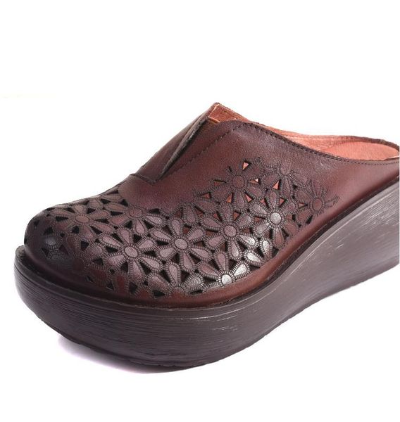 new style cowhide wedge heel thick sole waterproof table full leather baotou hollowed-out flower sponge slippers for ladies, Red;white
new style cowhide wedge heel thick sole waterproof table full leather baotou hollowed-out flower sponge slippers for ladies, Red;white