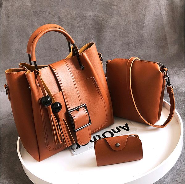 2020 new fashion european and american simple shoulder portable messenger bag ms. black bead pliers four-piece set
2020 new fashion european and american simple shoulder portable messenger bag ms. black bead pliers four-piece set