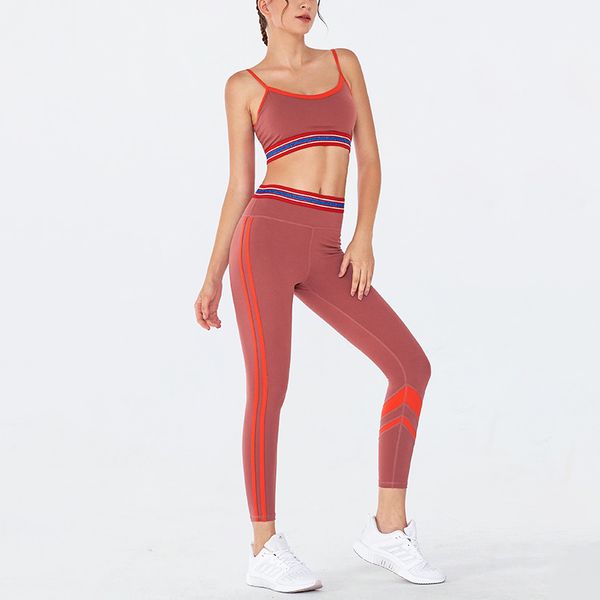 peneran 2020 stripe sports woman set professional workout clothes for women sportswear push up yoga set gym clothing black red
peneran 2020 stripe sports woman set professional workout clothes for women sportswear push up yoga set gym clothing black red