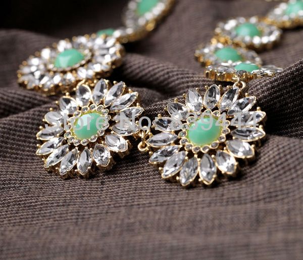 gold color alloy mini transparent crystal round flower necklace for women handmade bohemia jewelry, Golden;silver
gold color alloy mini transparent crystal round flower necklace for women handmade bohemia jewelry, Golden;silver