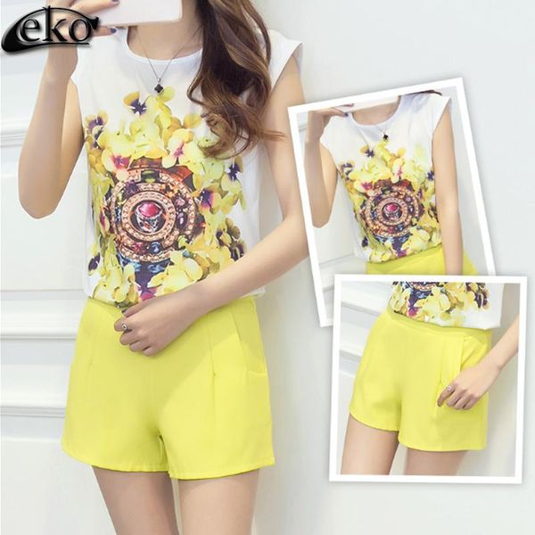 new 2019 fashion suit for women summer 2 piece clothing set casual printed chiffon and shorts 2 piece set for women sets t200325, White
new 2019 fashion suit for women summer 2 piece clothing set casual printed chiffon and shorts 2 piece set for women sets t200325, White