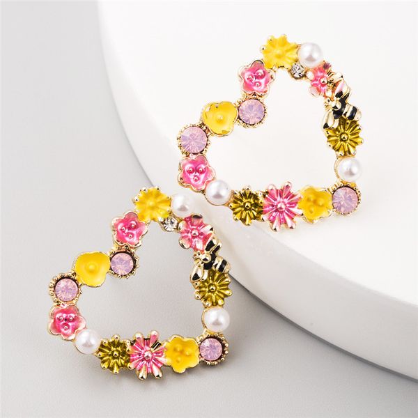 dripping oil flower baroque heart shape earrings for women vintage retro female jewelry beautiful bride accessories supply manufacturers, Silver
dripping oil flower baroque heart shape earrings for women vintage retro female jewelry beautiful bride accessories supply manufacturers, Silver