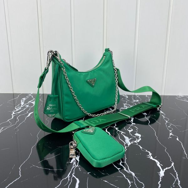 selling ladies handbag designer shoulder bag armpit waist bag messenger bag handbag one pack three use multi-function
selling ladies handbag designer shoulder bag armpit waist bag messenger bag handbag one pack three use multi-function