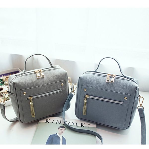 2020 new women's bag handbag tassel phone bag fashion shoulder pu leather fashion lady messenger
2020 new women's bag handbag tassel phone bag fashion shoulder pu leather fashion lady messenger