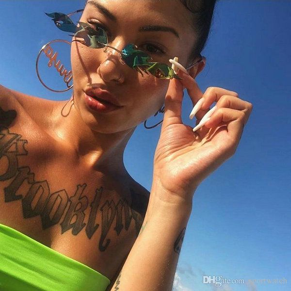 женщины мужчины rimless волна солнцезащитные очки new 2019 мода огонь пламя солнцезащитные очки очки luxury design ограниченный sunglass sha
женщины мужчины rimless волна солнцезащитные очки new 2019 мода огонь пламя солнцезащитные очки очки luxury design ограниченный sunglass sha