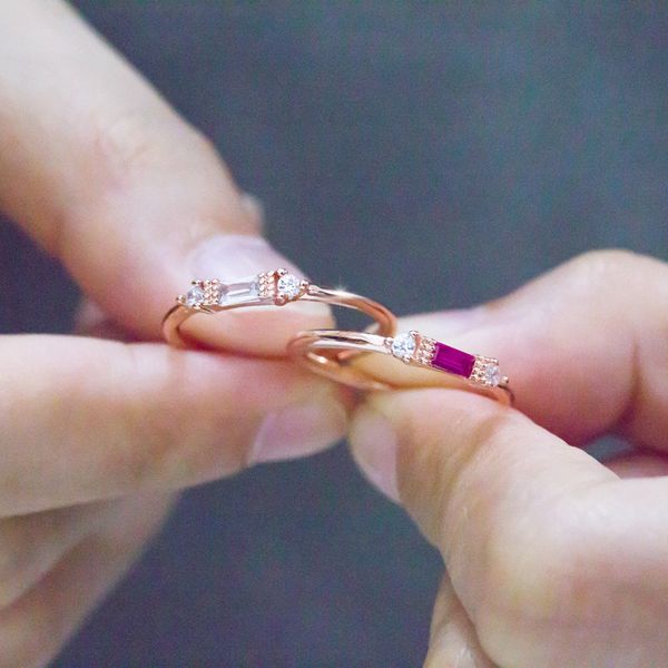 2019 chic simple inlaid zircon ladies wedding rings exquisite rose gold color engagement rings for women party jewelry anillos, Silver
2019 chic simple inlaid zircon ladies wedding rings exquisite rose gold color engagement rings for women party jewelry anillos, Silver