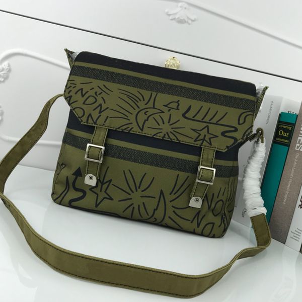 new handbags designer luxury bags purses wallets fashion restoring ancient ways printing design aslant envelope bag
new handbags designer luxury bags purses wallets fashion restoring ancient ways printing design aslant envelope bag