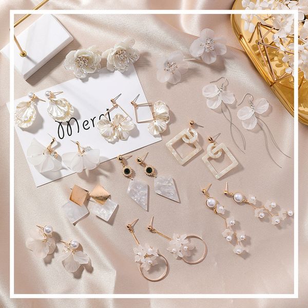 simple korean girls cute shell small earrings geometry triangle long tassel drop earrings for women fashion accessories jewelry, Silver
simple korean girls cute shell small earrings geometry triangle long tassel drop earrings for women fashion accessories jewelry, Silver