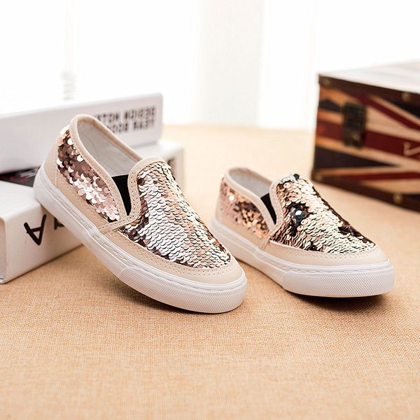 2019 toddler girls shoes teen sneakers girls trainers glitter sequined kids canvas shoes children casual shining shoes 690, Black
2019 toddler girls shoes teen sneakers girls trainers glitter sequined kids canvas shoes children casual shining shoes 690, Black