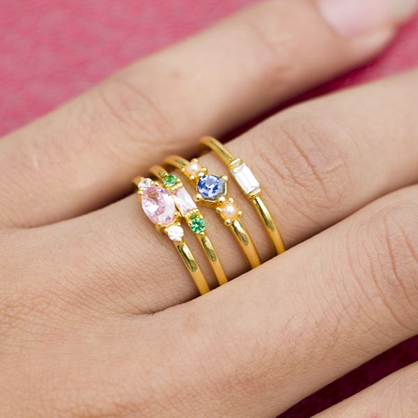 4шт / set 18k позолоченный thin циркон кольцо установить оже кристалл rhinestone обручальные кольца свадебные палец кольцо диапазона женщина, Silver
4шт / set 18k позолоченный thin циркон кольцо установить оже кристалл rhinestone обручальные кольца свадебные палец кольцо диапазона женщина, Silver