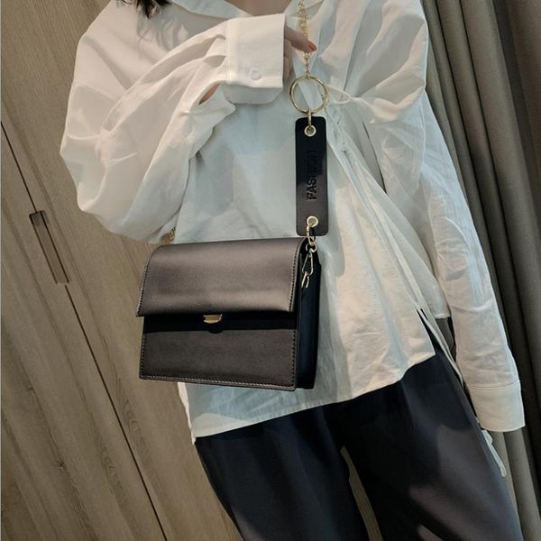 fashion handbags new style all-around chain small square bag ins girl small satchel single shoulder messenger
fashion handbags new style all-around chain small square bag ins girl small satchel single shoulder messenger