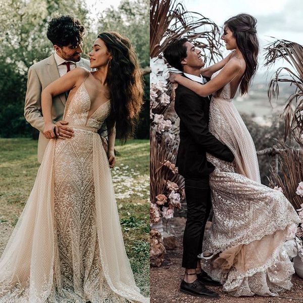 2020 mermaid wedding dresses deep v neck lace tulle with applique sequins bridal gowns sweep train detachable train wedding dresses, White
2020 mermaid wedding dresses deep v neck lace tulle with applique sequins bridal gowns sweep train detachable train wedding dresses, White