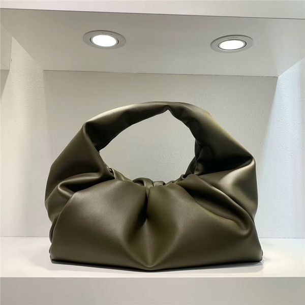 rband design high-end party real leather genuine leather bag women arm bag handbag shouder
rband design high-end party real leather genuine leather bag women arm bag handbag shouder