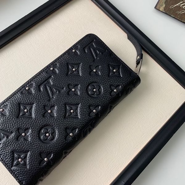 мода 3 цвета унисекс дизайнер кошелек женский марка notecase mens luxury кошель высокого качества открытый zipper бесплатная доставка гвозди
мода 3 цвета унисекс дизайнер кошелек женский марка notecase mens luxury кошель высокого качества открытый zipper бесплатная доставка гвозди